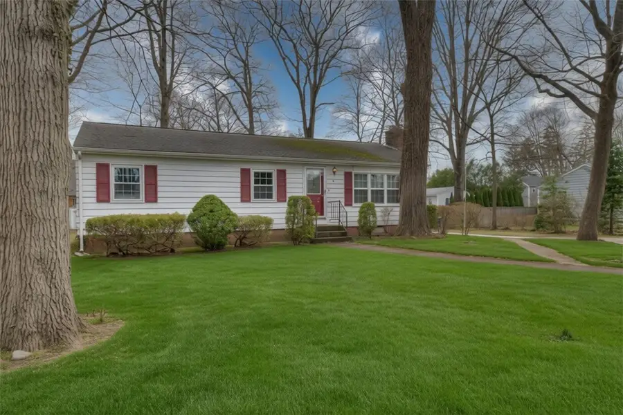 86 Lawndale Drive, Warwick, RI 02818 - #2