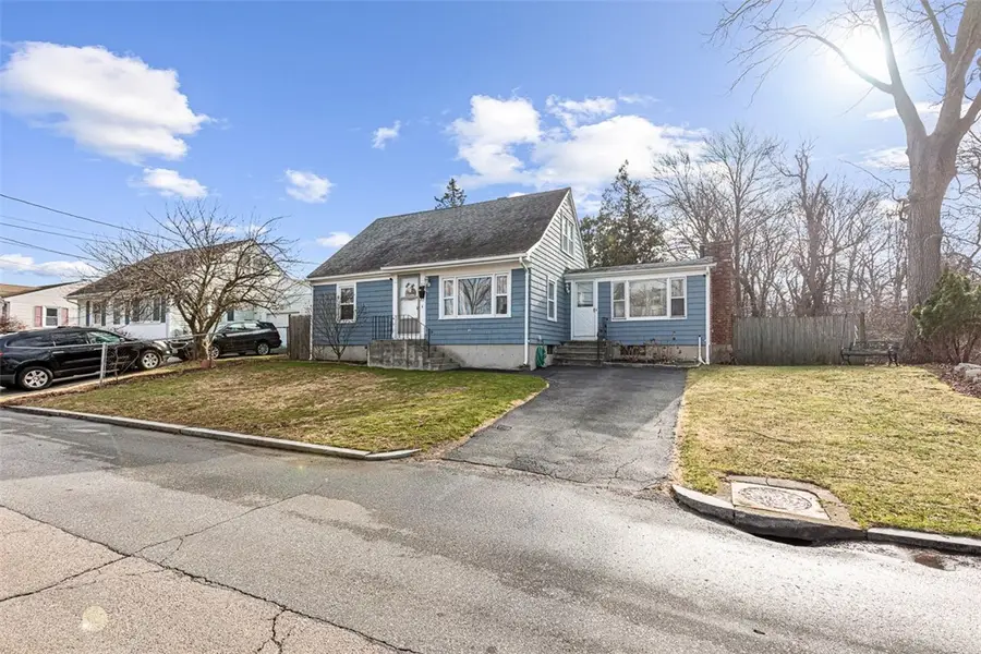52 Maxfield Avenue, East Providence, RI 02914 - #2