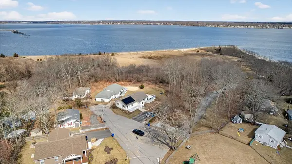 12 Lane 6, Warwick, RI 02888