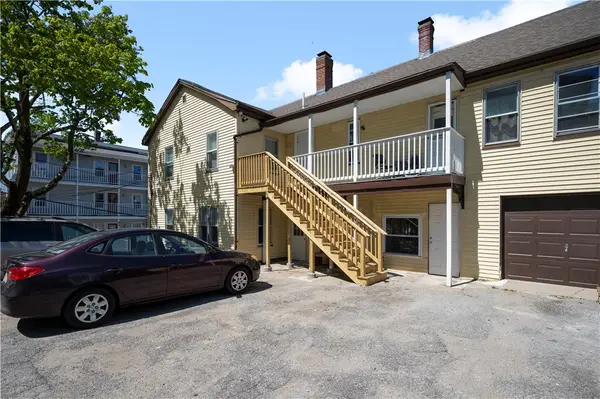 92 Spring Street, Lincoln, RI 02838