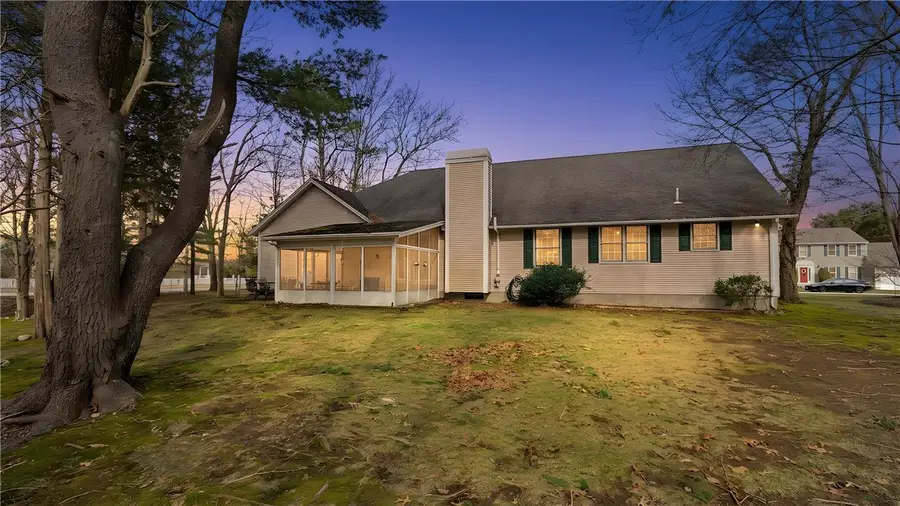 11 Olde Mill Lane, North Kingstown, RI 02852 - #2