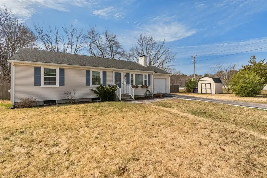 150 Greenmeadow Circle, North Kingstown, RI 02852 - #3