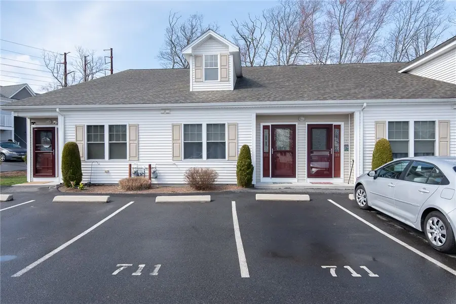 7 Gray Coach Lane #711, Cranston, RI 02921 - #2