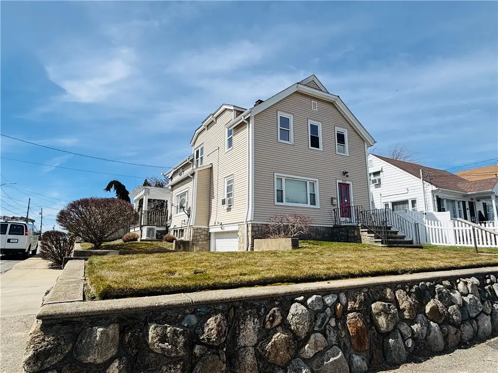 527 Laurel Hill Avenue, Cranston, RI 02920 - #1