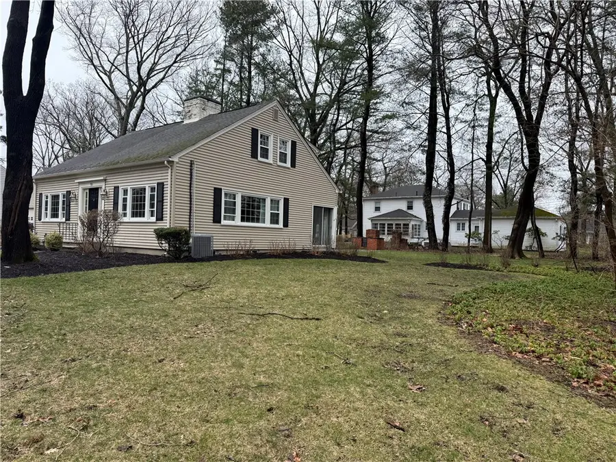 90 Alexander Mcgregor Road, Pawtucket, RI 02864 - #2