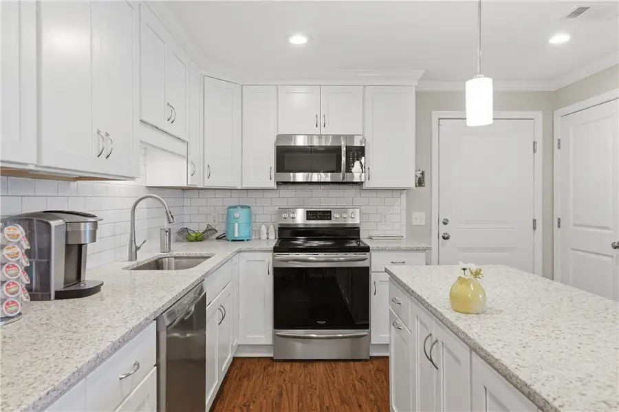 20 Saw Mill Drive #301, North Kingstown, RI 02852 - #2