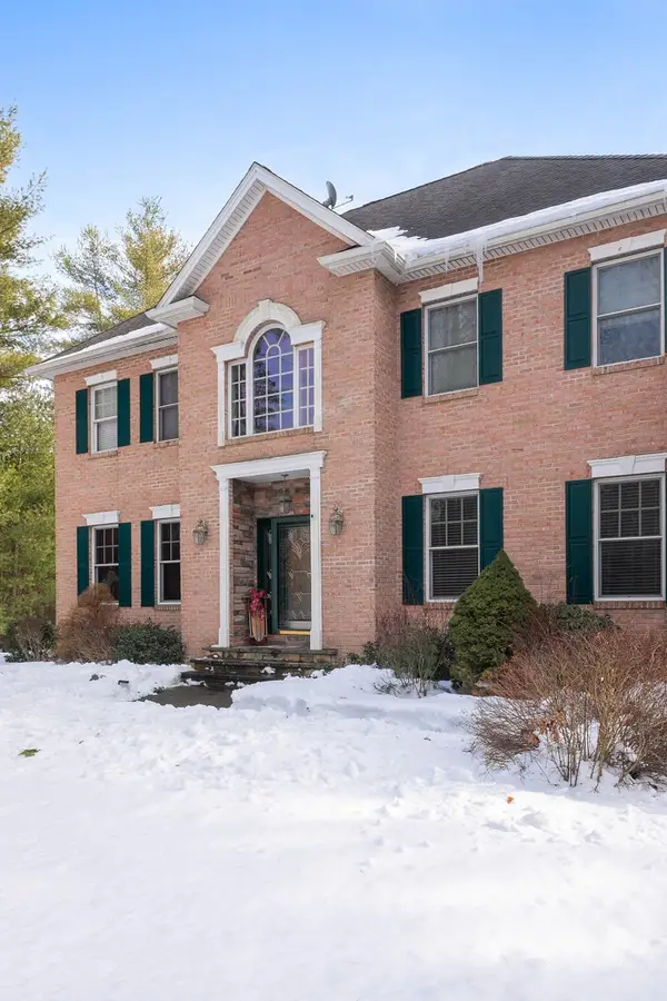 2 St Josephs Way, Hopkinton, RI 02832