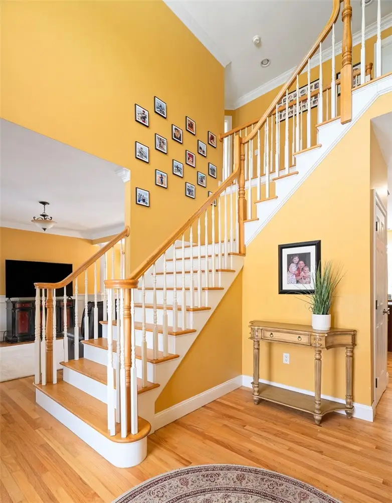 2 St Josephs Way, Hopkinton, RI 02832 - #3