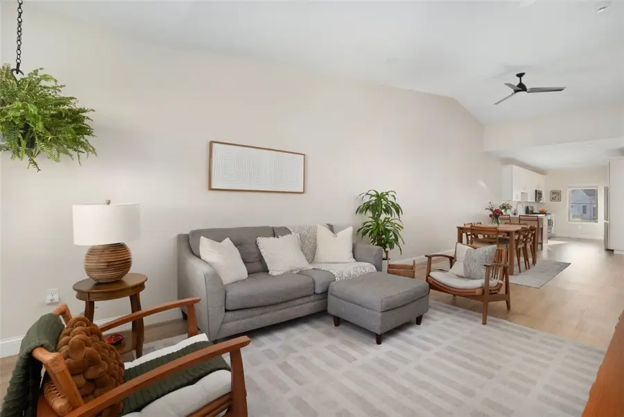 12 West Valley Circle, West Warwick, RI 02893 - #3