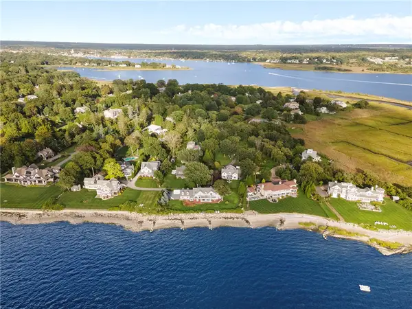 24 Rumstick Drive, Barrington, RI 02806