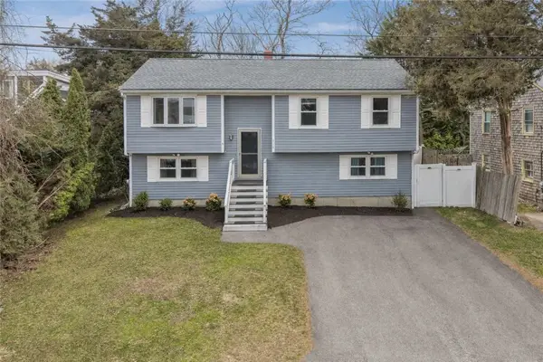 118 King Phillip Street, Portsmouth, RI 02871