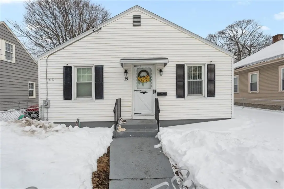 39 Clinton Street, Pawtucket, RI 02861 - #1