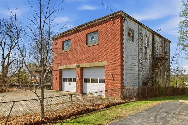 1449 Main Road, Tiverton, RI 02878