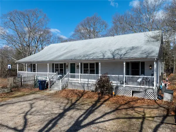 40 Fleetwood Drive, North Kingstown, RI 02874