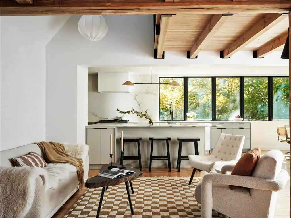 296 Stoney Holllow Road, Tiverton, RI 02878 - #1