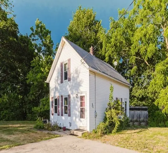 15 Hope Court, West Warwick, RI 02893 - #2