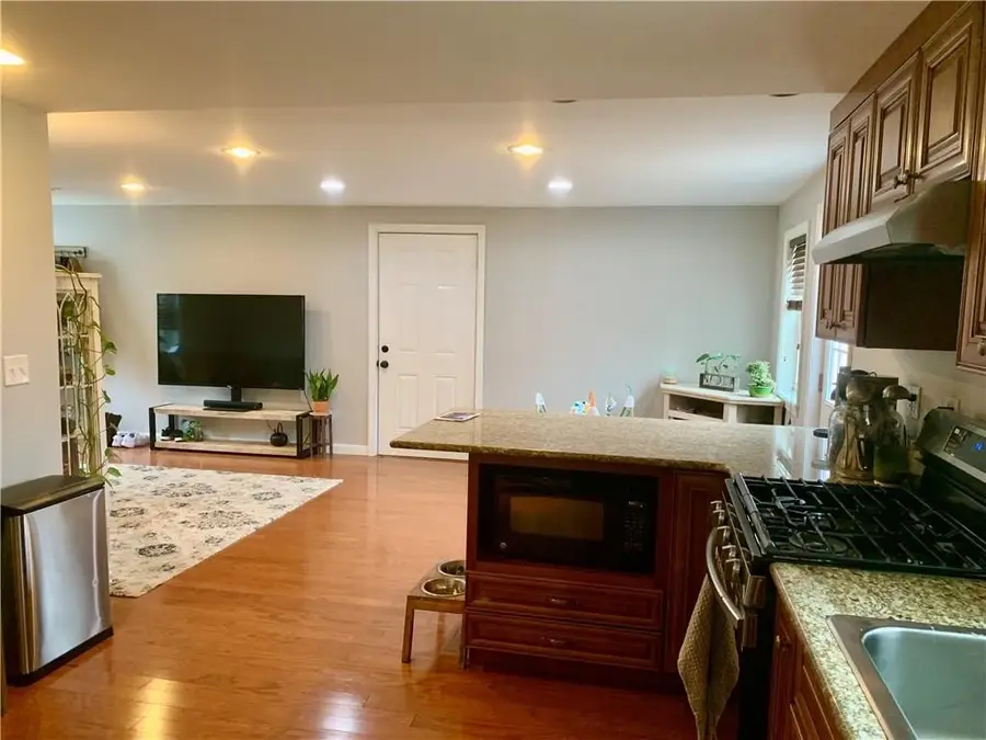 57 Middle Highway, Barrington, RI 02806 - #3