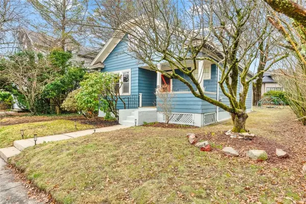 100 Oak Hill Avenue, Pawtucket, RI 02860