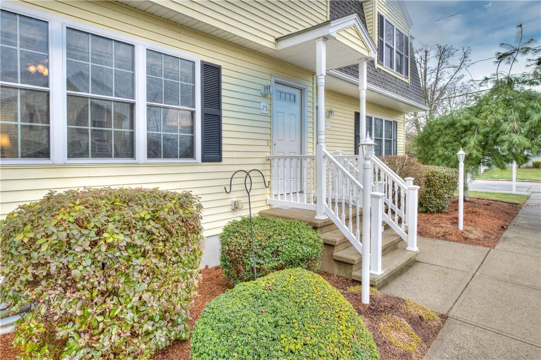 25 Hyde Avenue, Pawtucket, RI 02861 - #1