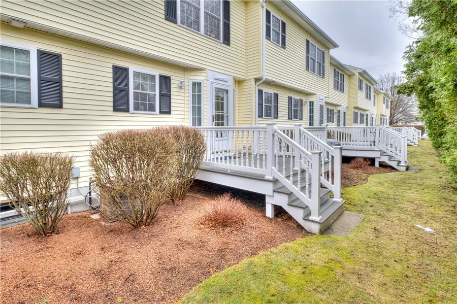 25 Hyde Avenue, Pawtucket, RI 02861 - #3