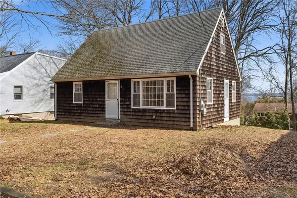 16 Triton Drive, North Kingstown, RI 02874