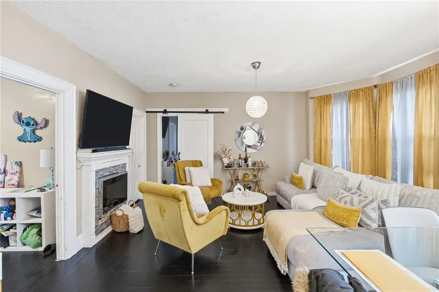 35 Allen Avenue, Pawtucket, RI 02860 - #3