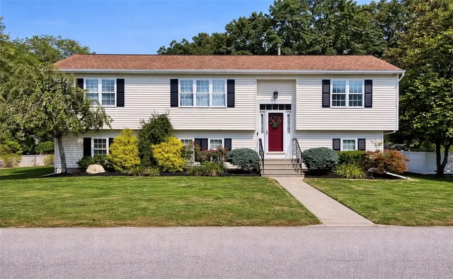 30 Sprague Circle, Johnston, RI 02919 - #3