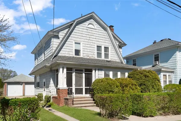 89 Burnside Street, Cranston, RI 02910