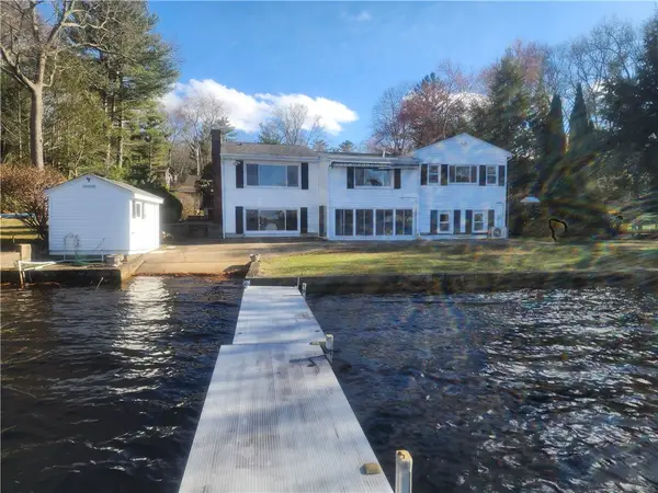52 Lake Shore Drive, Johnston, RI 02919