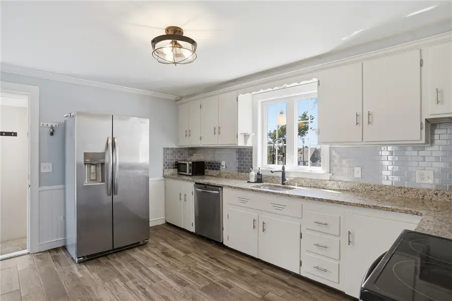 17 Goulart Avenue, Bristol, RI 02809 - #3