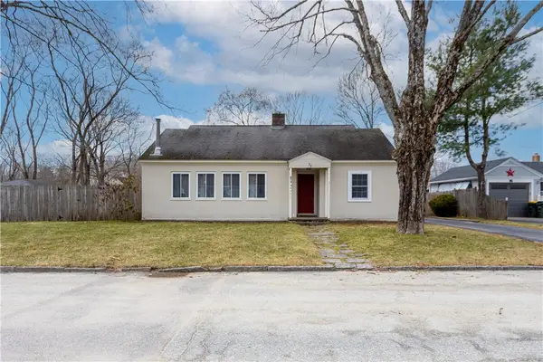 33 Maple Leaf Road, Burrillville, RI 02826