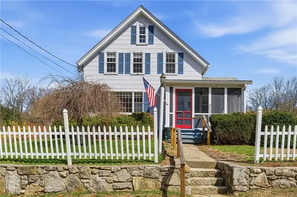 86 Mendon Road, North Smithfield, RI 02896