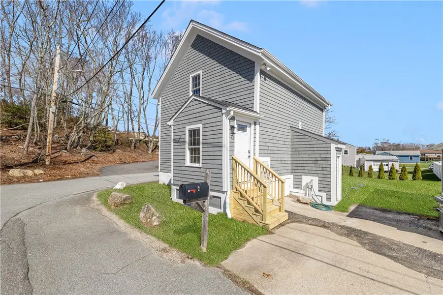 2 Birch Street, Tiverton, RI 02878 - #2