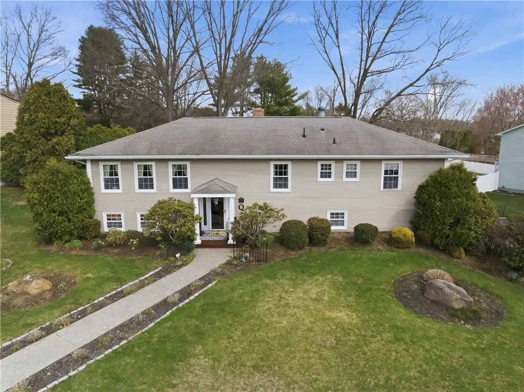 8 Crabapple Lane, Smithfield, RI 02828 - #1