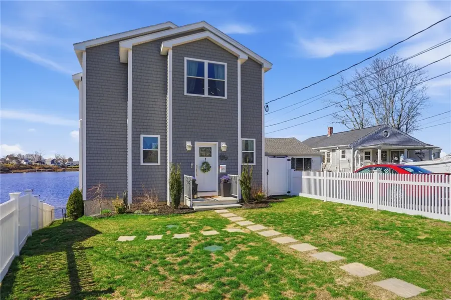 86 Ocean View Avenue, Swansea, MA 02777 - #2