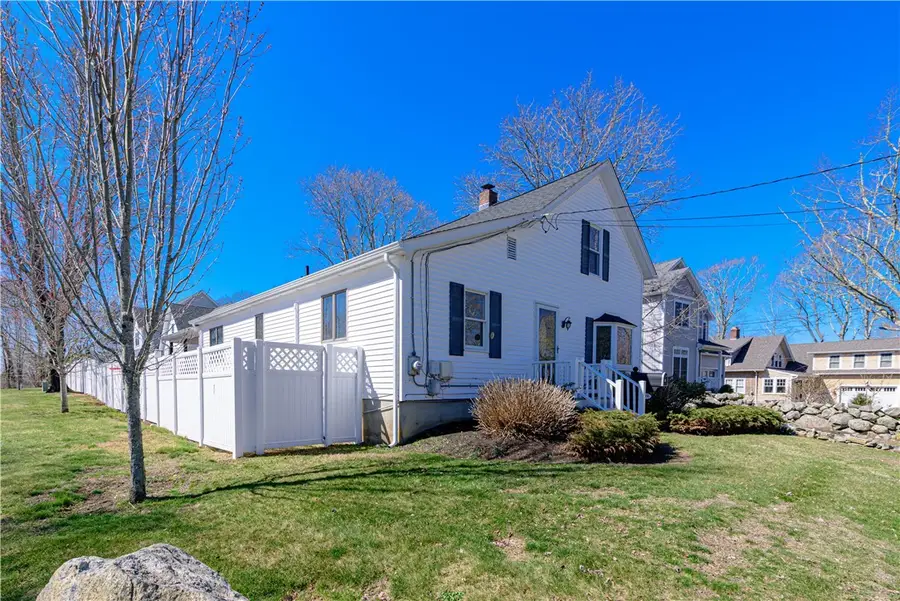 106 Winter Street, South Kingstown, RI 02879 - #2