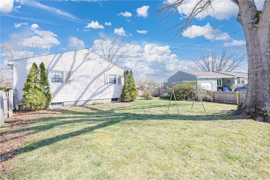 47 Sleepy Hollow Drive, Cumberland, RI 02864 - #2