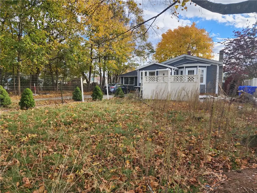 39 Chaplin Street, Pawtucket, RI 02861 - #3