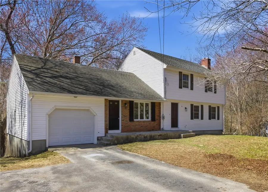 8 Sunset Drive, Smithfield, RI 02917 - #2