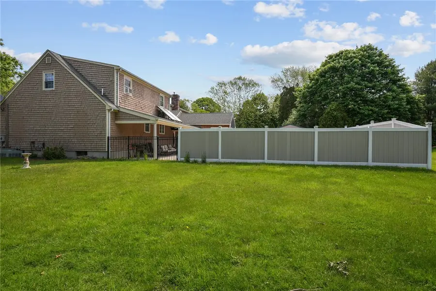 26 Ridgeside Lane, Tiverton, RI 02878 - #2