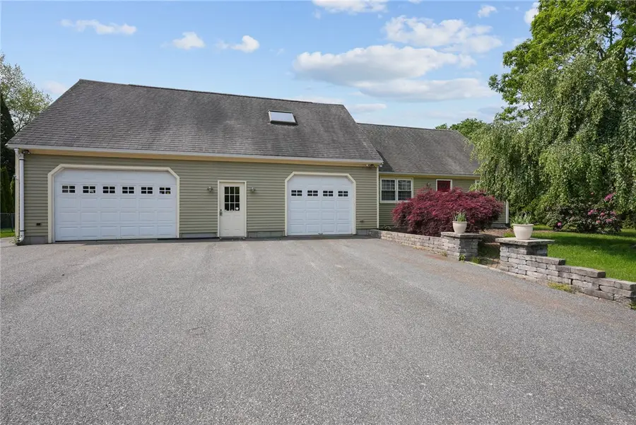 26 Ridgeside Lane, Tiverton, RI 02878 - #3