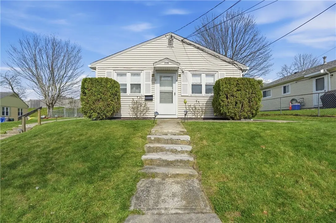 Address Withheld By Seller, Middletown, RI 02842 - #1