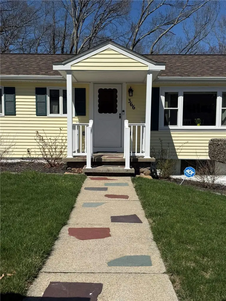 366 Aylsworth Avenue, Woonsocket, RI 02895 - #3