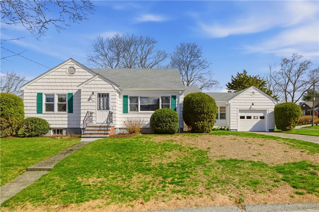 24 Kearns Avenue, Tiverton, RI 02878 - #1