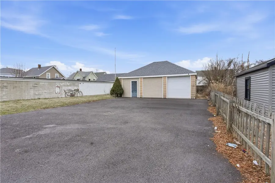 215 Kenyon Avenue, Pawtucket, RI 02861 - #3