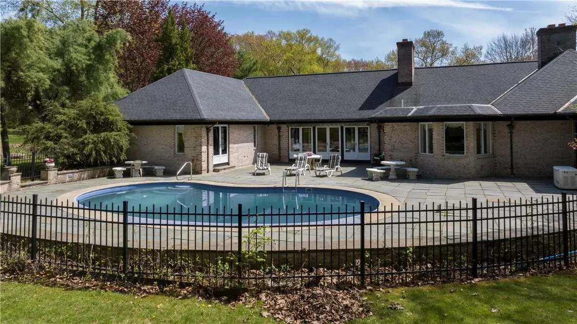 136 White Birch Circle, Scituate, RI 02831 - #1