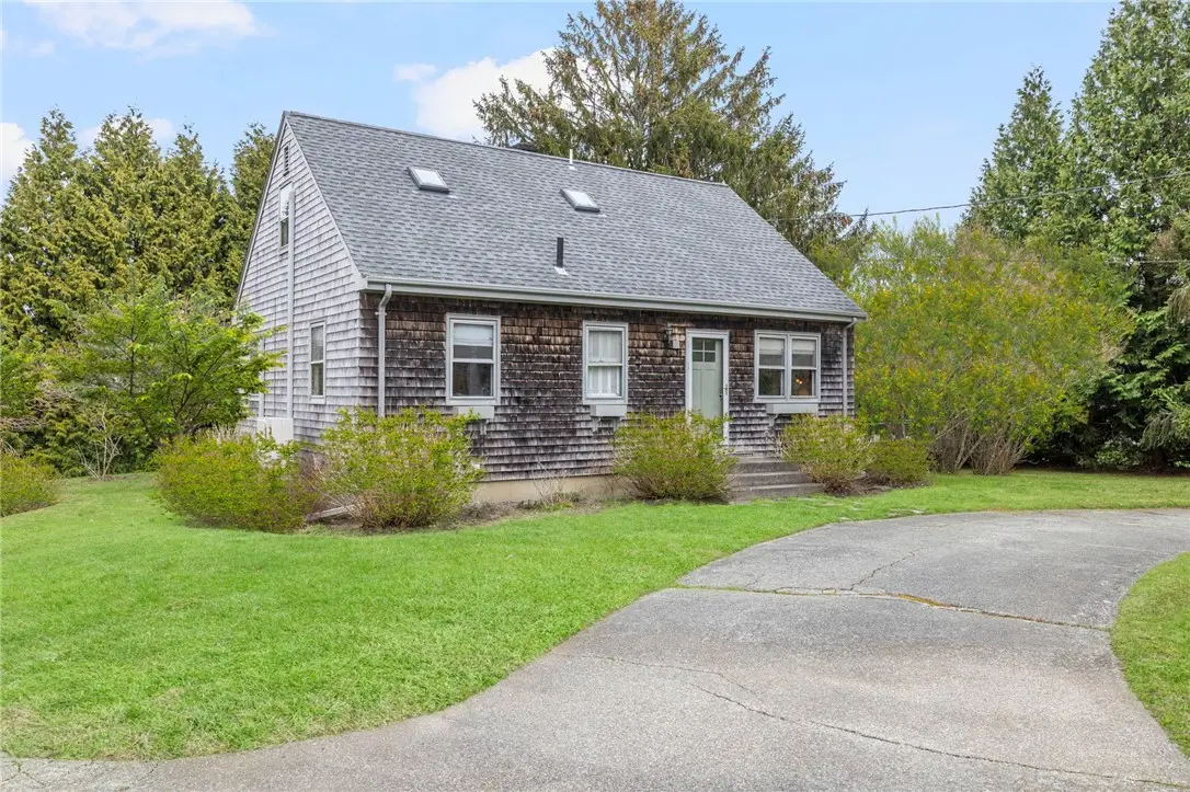 26 South Shore Road, Little Compton, RI 02837 - #1