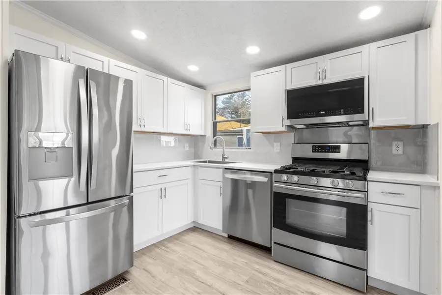 1 O'hare Court, Coventry, RI 02816 - #2