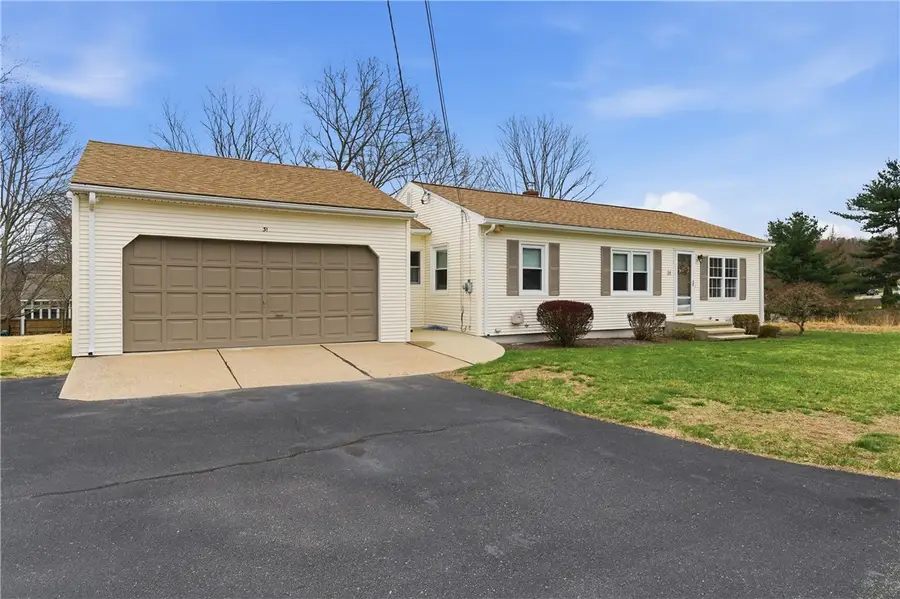 31 Flora Avenue, Woonsocket, RI 02895 - #2