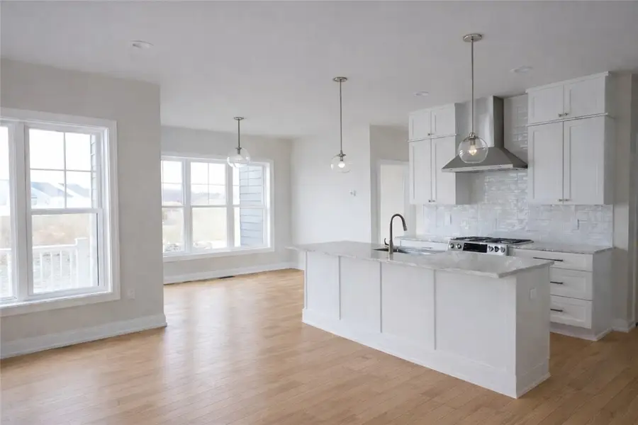 169 Revolution Way, Portsmouth, RI 02871 - #2